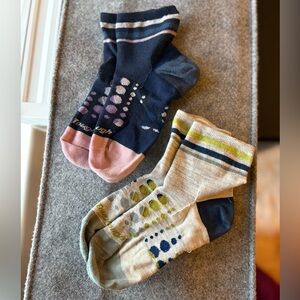 Darn Tough Women’s socks medium